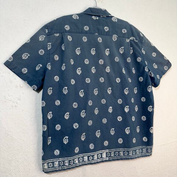 Abercrombie & Fitch Washed Blue Camp Collar Button-Up Shirt Bold Paisley 90s VTG - Picture 4 of 6